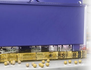 tofu-mold-detail–visible-transparent-box tofu-mold-detail--visible-transparent-box